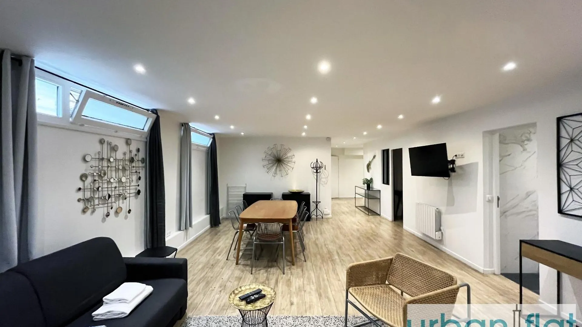 Urban Flat 185 - Pretty 2 Bedroom Apartment In Paris 0*,  France